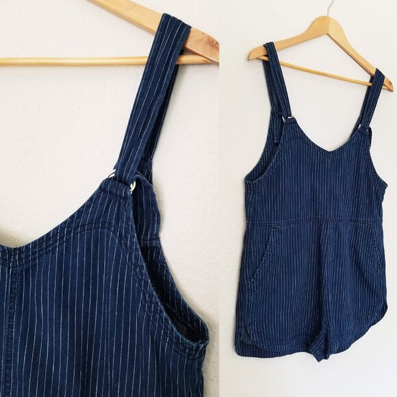 AMERICAN EAGLE Railroad Pin Striped Romper Shortall M Chambray Denim Dark Blue - Picture 6 of 13